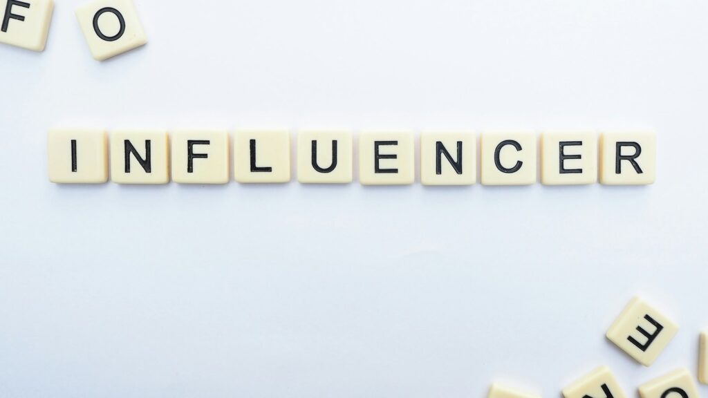 Influence letters on floor
